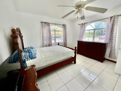 Bootle Bay, Oceanfront Estate Grand Bahama Freeport BS