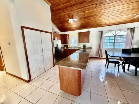 Bootle Bay, Oceanfront Estate Grand Bahama Freeport BS