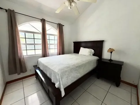 Bootle Bay, Oceanfront Estate Grand Bahama Freeport BS