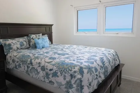 Bootle Bay, Oceanfront Estate Grand Bahama Freeport BS