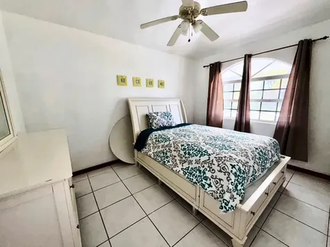 Bootle Bay, Oceanfront Estate Grand Bahama Freeport BS