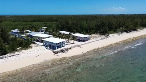 Bootle Bay, Oceanfront Estate Grand Bahama Freeport BS