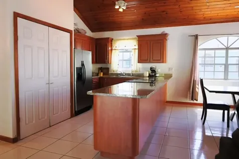 Bootle Bay, Oceanfront Estate Grand Bahama Freeport BS