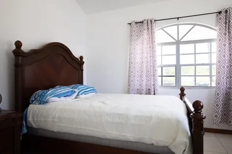 Bootle Bay, Oceanfront Estate Grand Bahama Freeport BS
