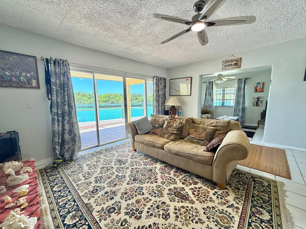 Island Bay Condominiums Grand Bahama Freeport BS