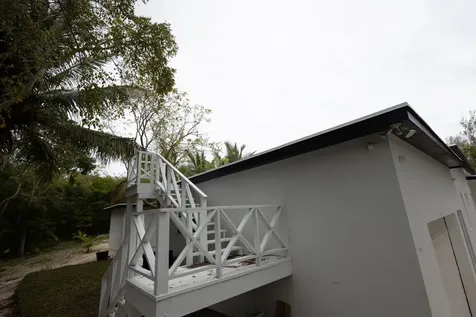 Splendid Isolation Eleuthera BS
