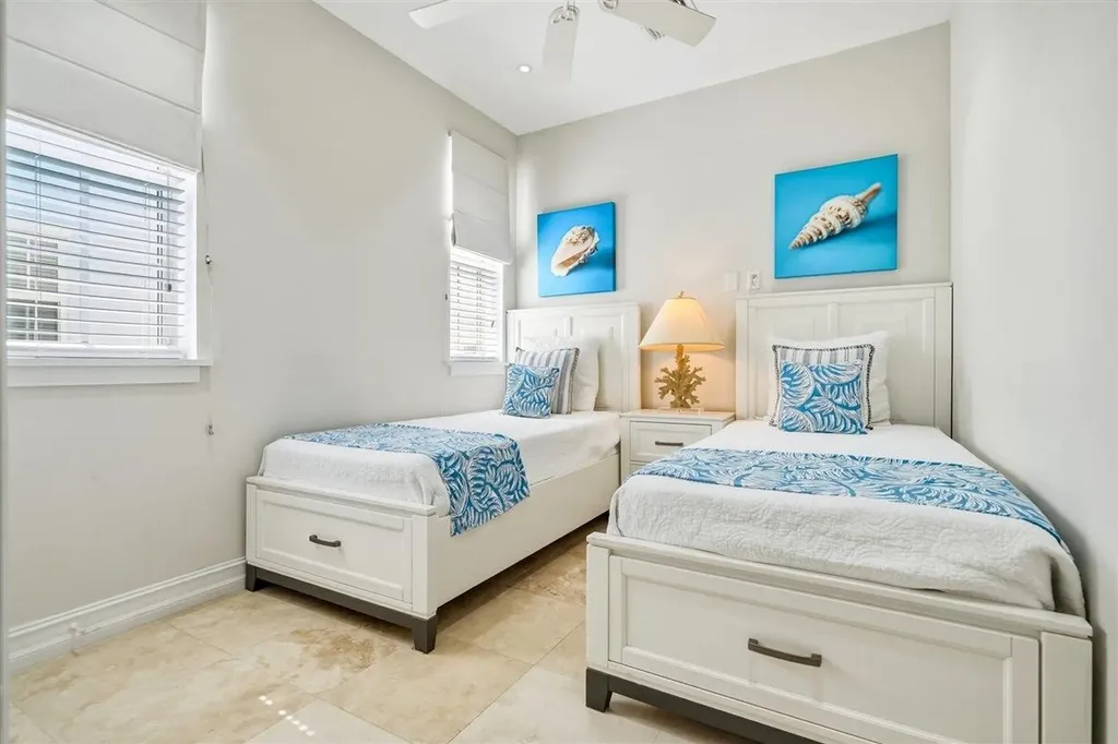 Palm Cay Anchorage New Providence Paradise Island BS