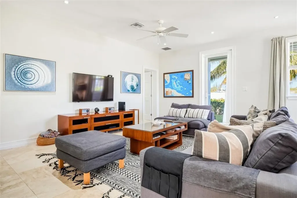 Palm Cay Anchorage New Providence Paradise Island BS