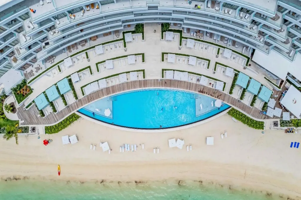 Goldwynn New Providence Paradise Island BS