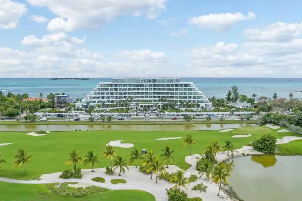 Goldwynn New Providence Paradise Island BS