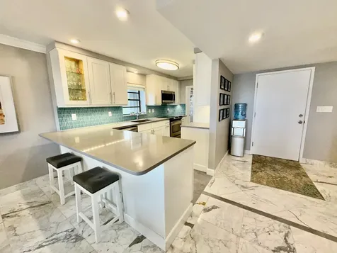 Silverpoint Condo Grand Bahama Freeport BS