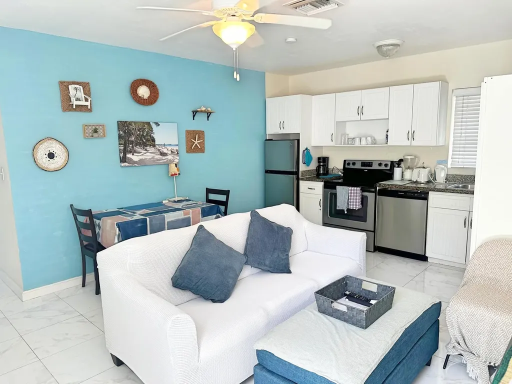 Heathfield Street New Providence Paradise Island BS