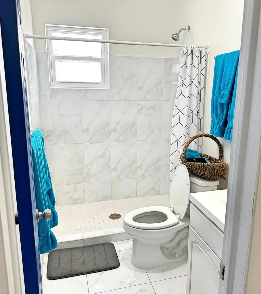Heathfield Street New Providence Paradise Island BS