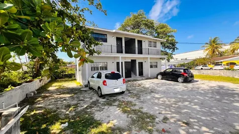 Roberta Drive Ridgeland P New Providence Paradise Island BS