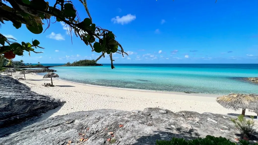 Lot 36 Smuggler's Hill Road Eleuthera BS