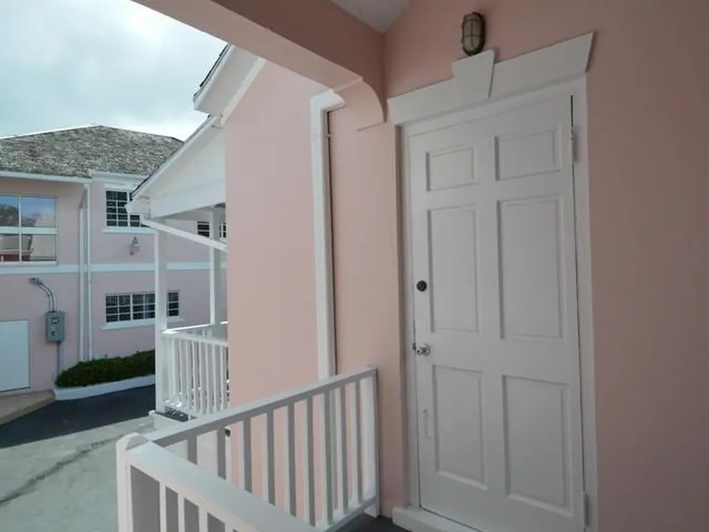 Victoria Avenue New Providence Paradise Island BS