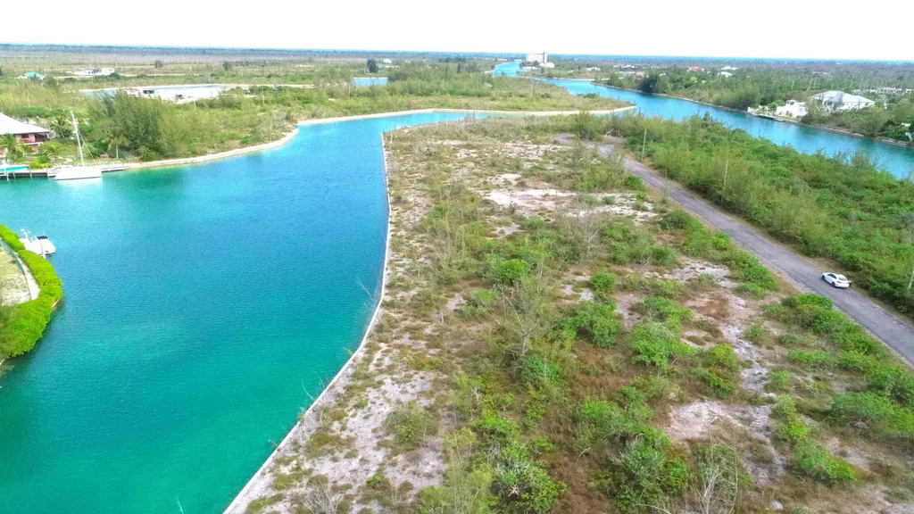 Bombard Road, Cannon Bay 49 Grand Bahama Freeport BS