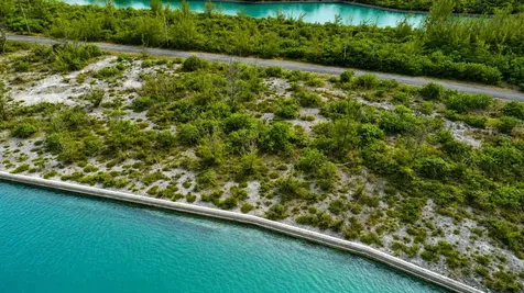 Bombard Road, Cannon Bay 49 Grand Bahama Freeport BS
