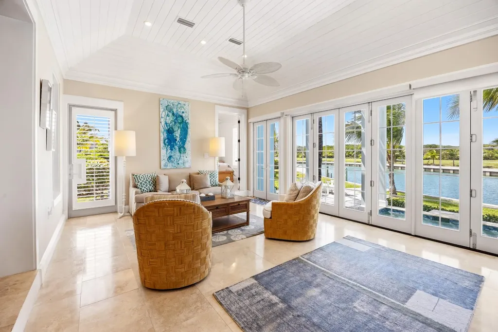 Sand Dollar Abaco BS