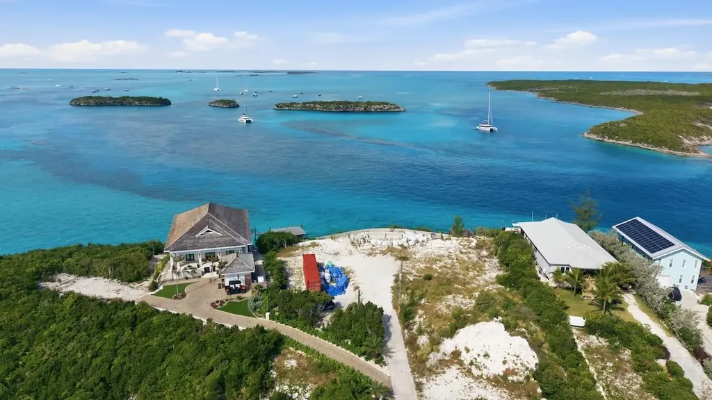 Elevated Oceanfront Lot Exuma BS