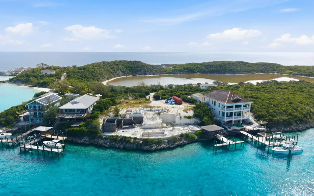 Elevated Oceanfront Lot Exuma BS