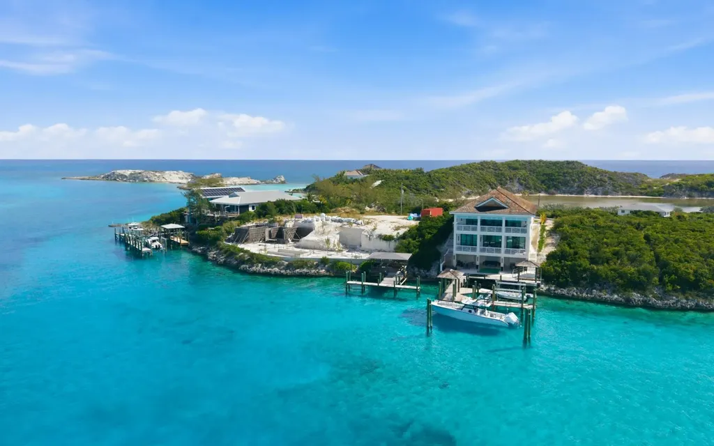 Elevated Oceanfront Lot Exuma BS