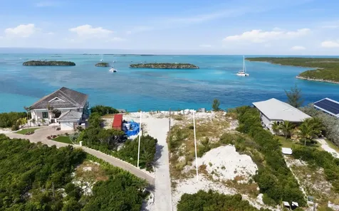Elevated Oceanfront Lot Exuma BS