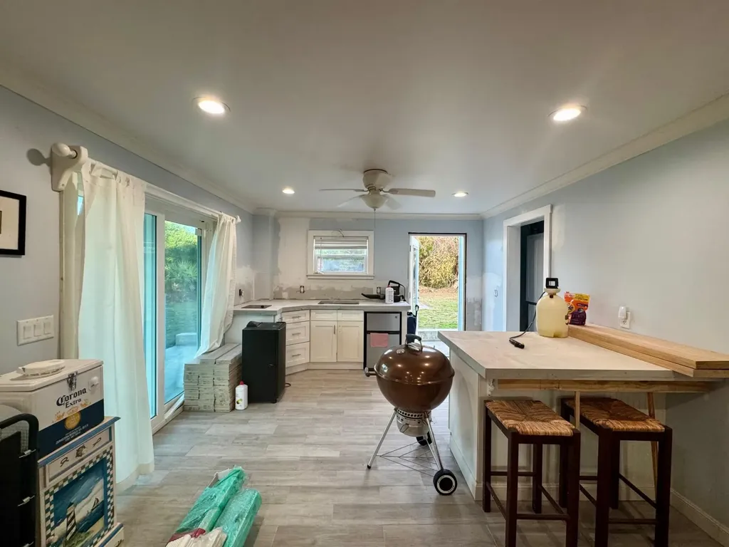 Latitude Adjustment Eleuthera BS