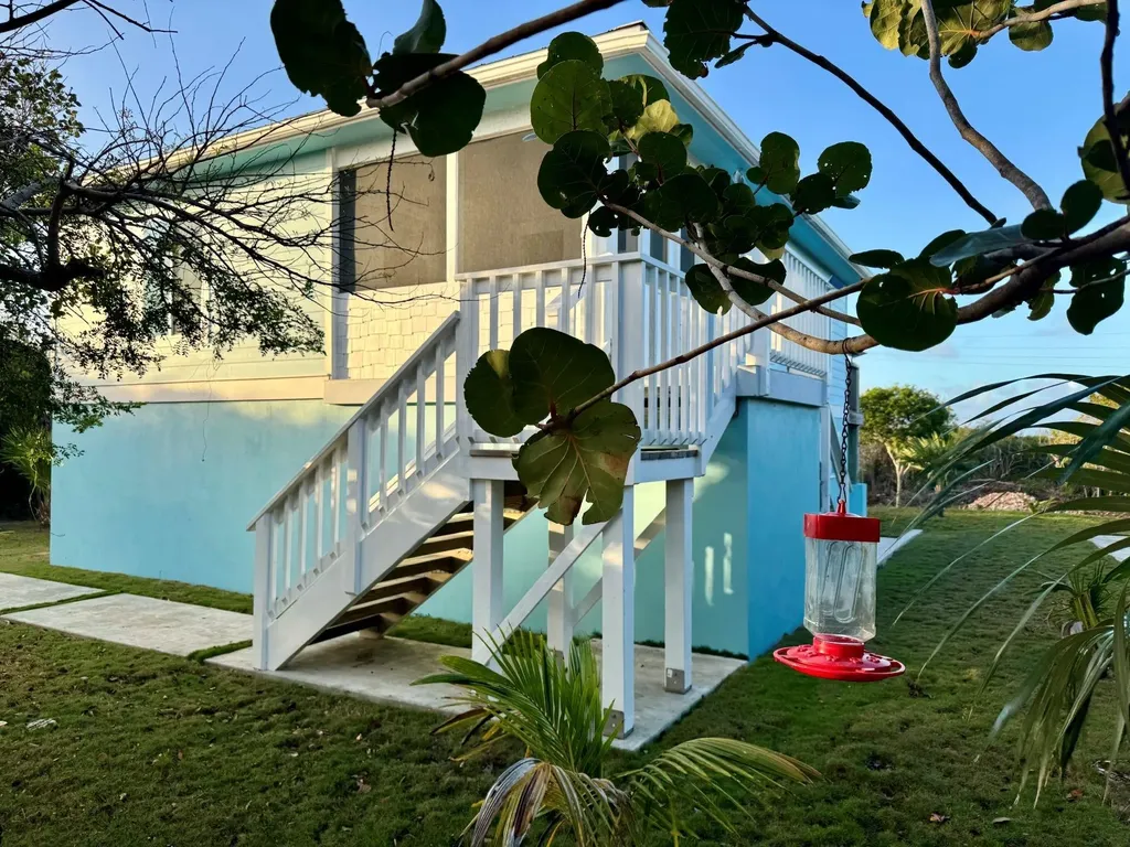 Latitude Adjustment Eleuthera BS