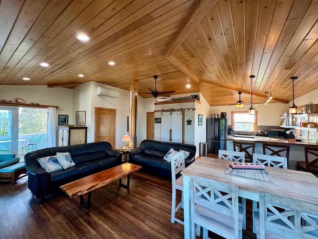 Latitude Adjustment Eleuthera BS