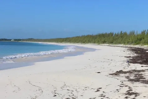 Seagrape Drive 36 Abaco BS