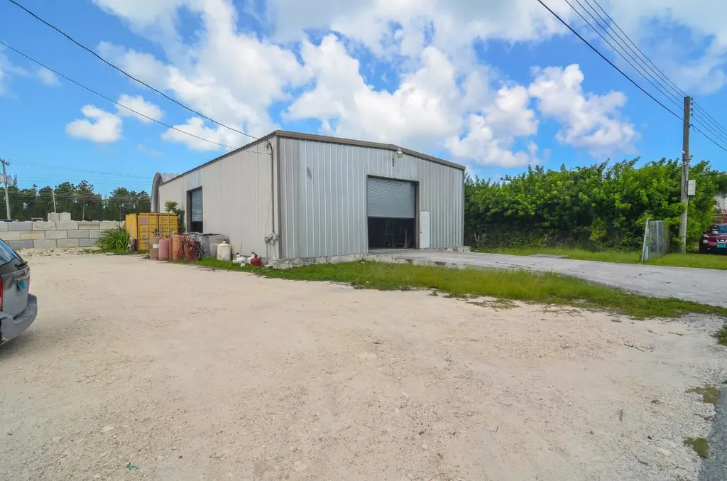 15a Airport Industrial New Providence Paradise Island BS