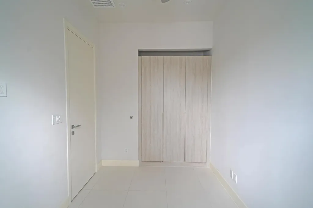 Westend, Love Beach New Providence Paradise Island BS