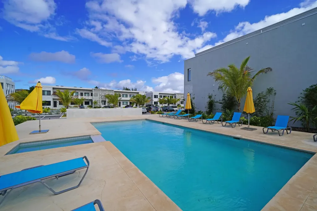 Westend, Love Beach New Providence Paradise Island BS