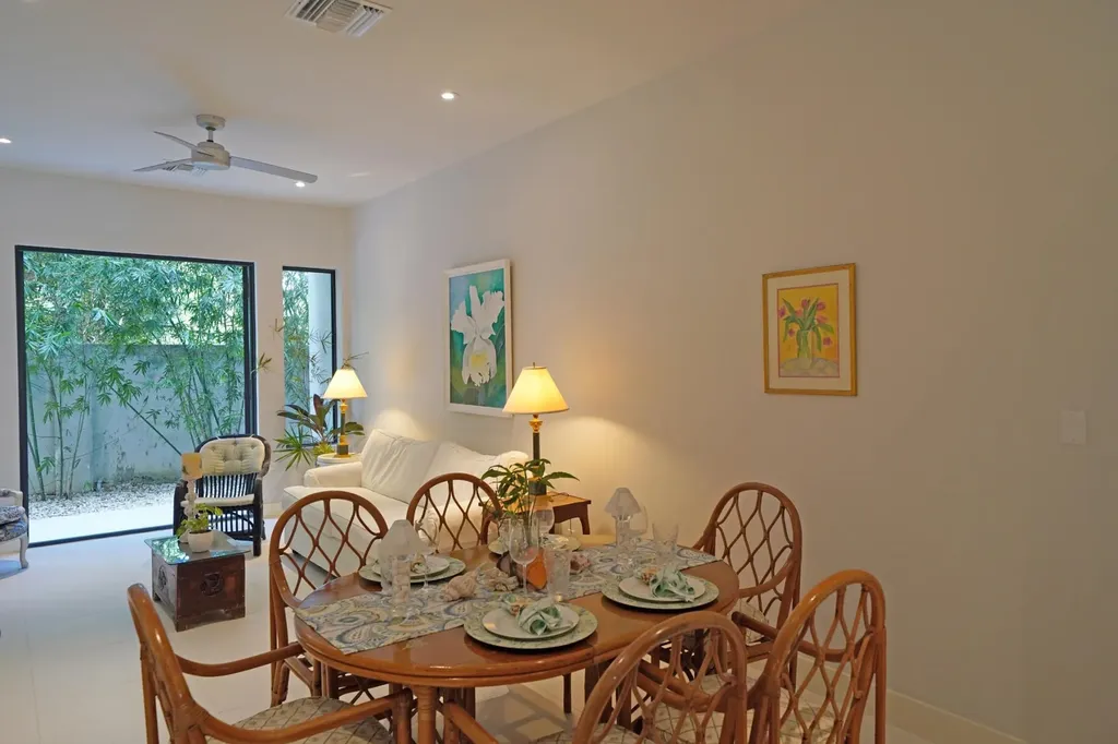 Westend, Love Beach New Providence Paradise Island BS