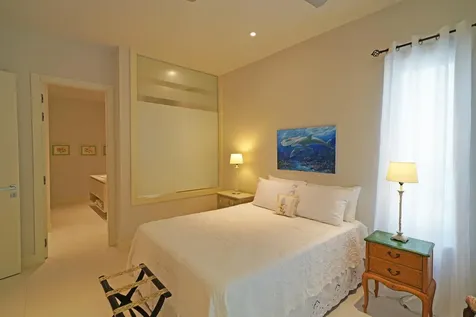 Westend, Love Beach New Providence Paradise Island BS