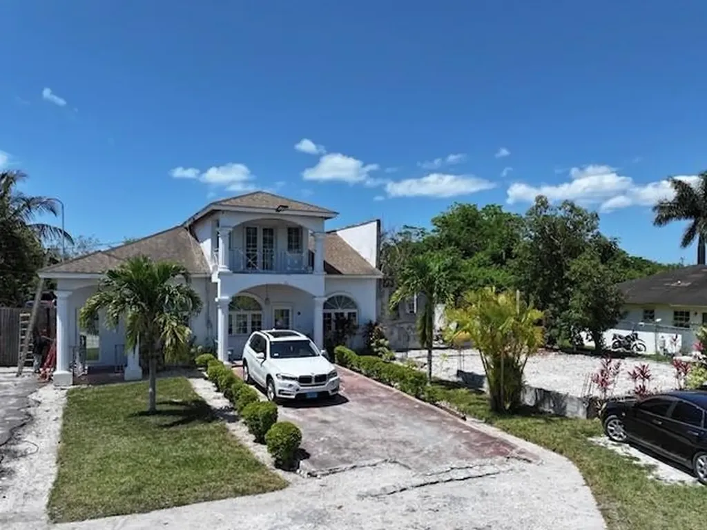 Bellot Road 42 New Providence Paradise Island BS