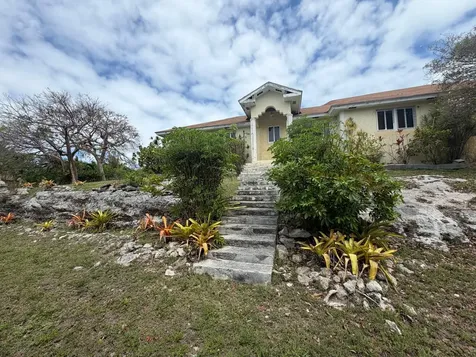 Woodland Way 32 New Providence Paradise Island BS