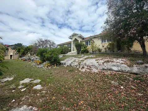 Woodland Way 32 New Providence Paradise Island BS