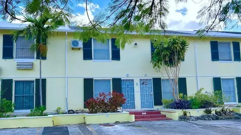 Collins Avenue, Nassau, T 14 New Providence Paradise Island BS