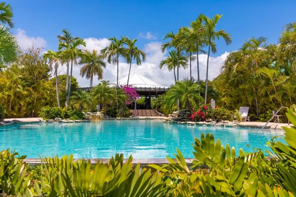 #2 Shoreline Grand Bahama Freeport BS