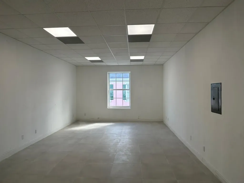 Bay And Parliament Street New Providence Paradise Island BS