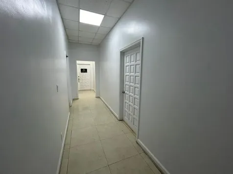 Bay And Parliament Street New Providence Paradise Island BS