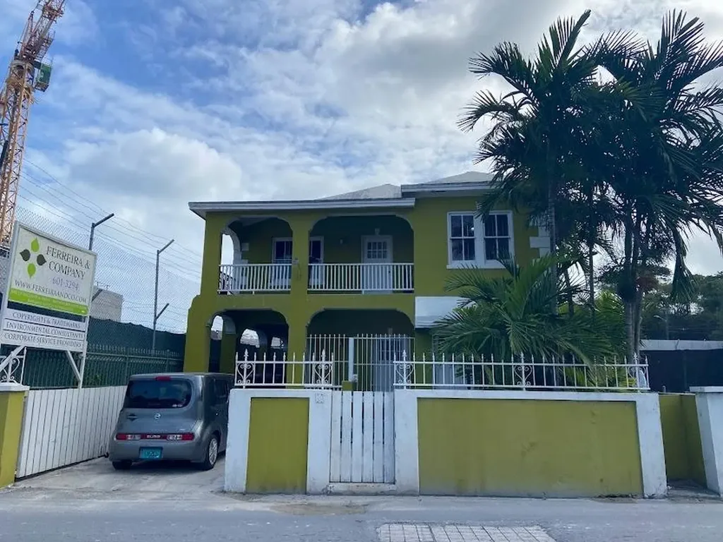Kemp Building New Providence Paradise Island BS