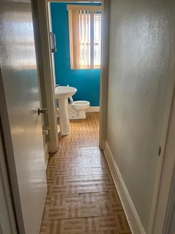 Kemp Building New Providence Paradise Island BS