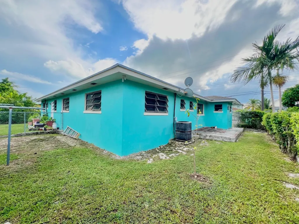Zanadia Drive New Providence Paradise Island BS