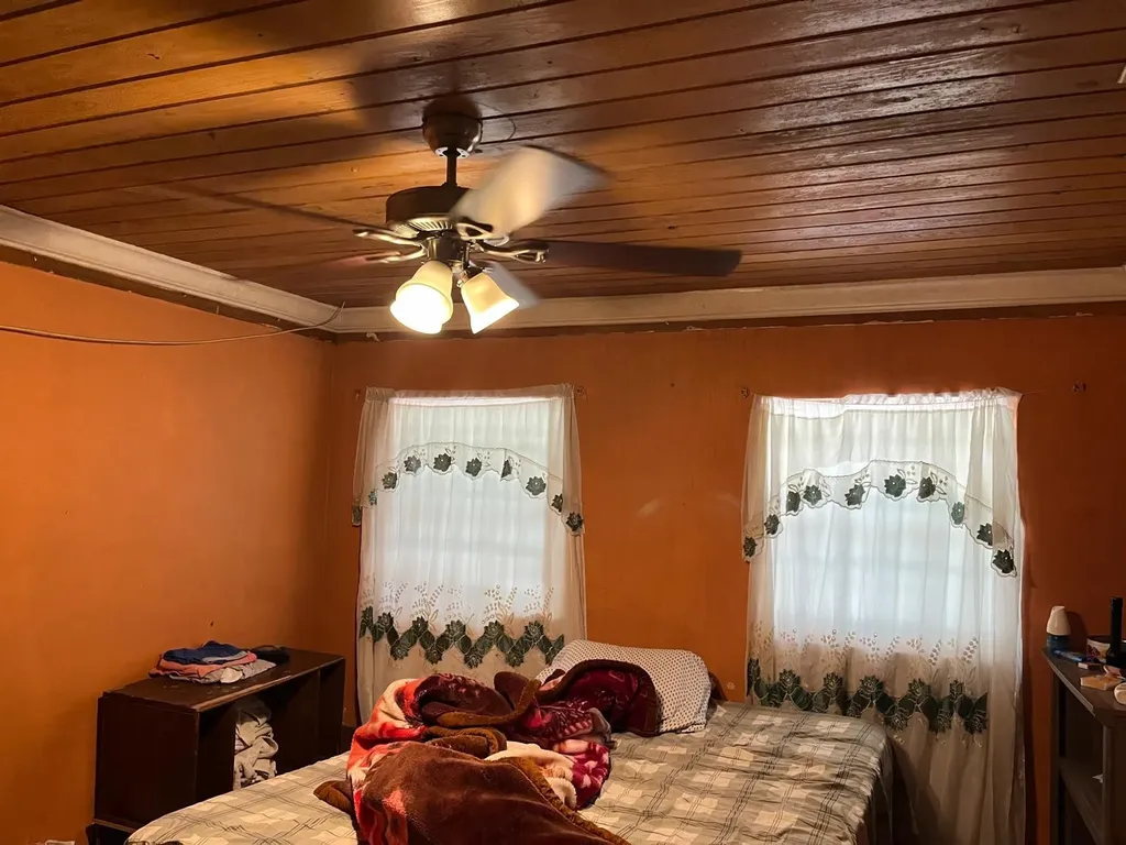 Broncoville Of Forest Dri Abaco BS