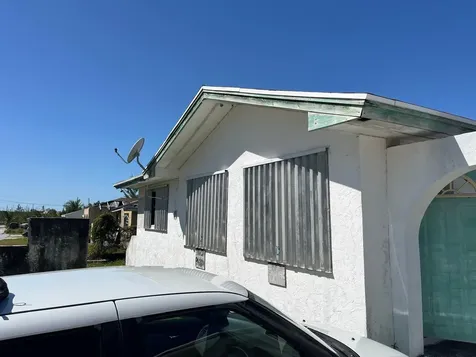 Broncoville Of Forest Dri Abaco BS