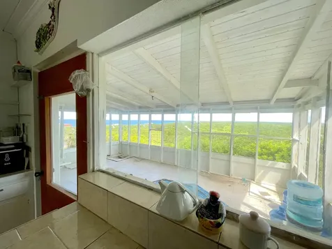 2/1 Home Pool/garage Long Island BS