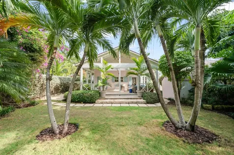 Crown Street Eleuthera BS